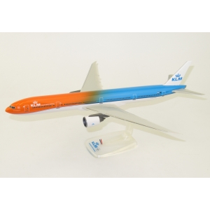 Model Boeing 777-300 KLM Orange Pride